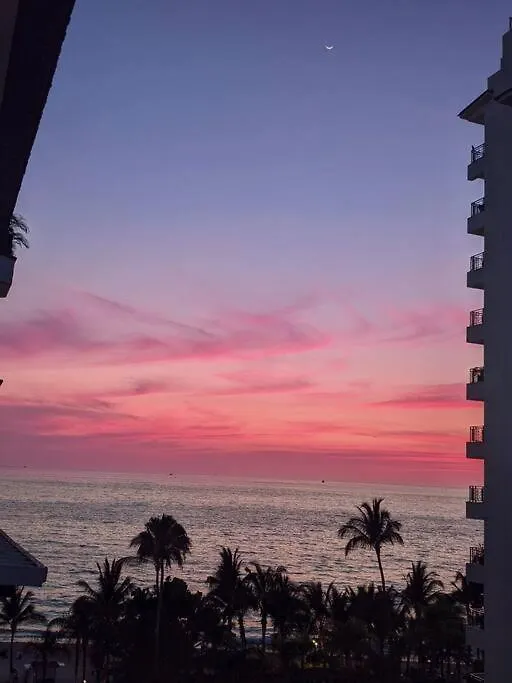 Ocean View Penthouse In P.V. Romantic Zone Puerto Vallarta 0*,  Mexique